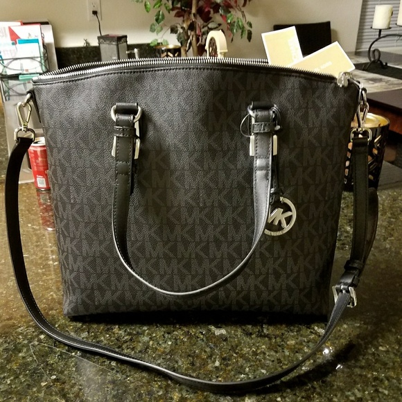 ISO!! - Picture 2 of 4